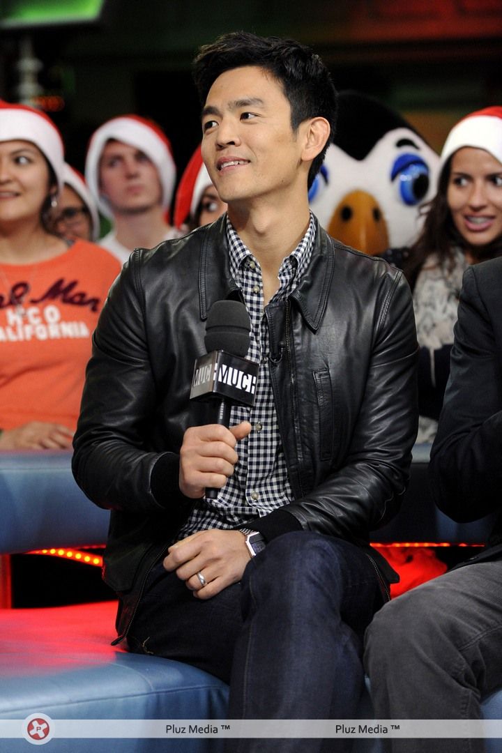 John Cho - Kal Penn and John Cho appear on New.Music.Live | Picture 106999